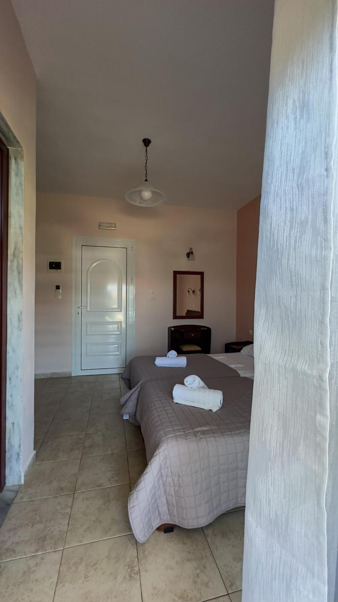 סטאברוס Tsipos Rooms מראה חיצוני תמונה